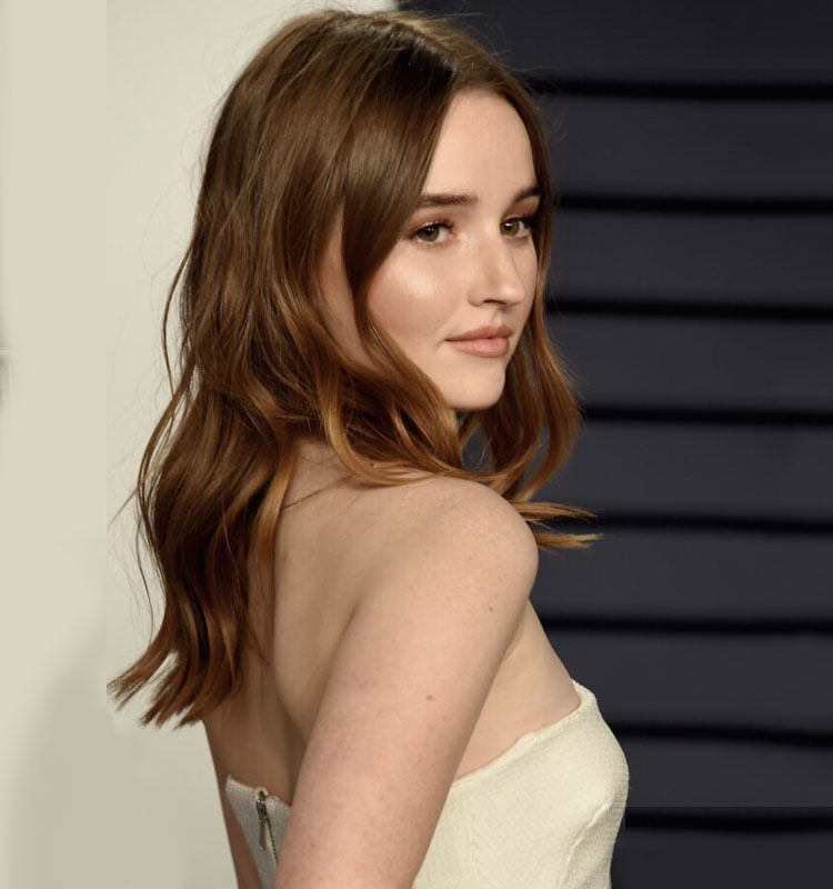 Kaitlyn Dever Age Height Husband Biography Instagram